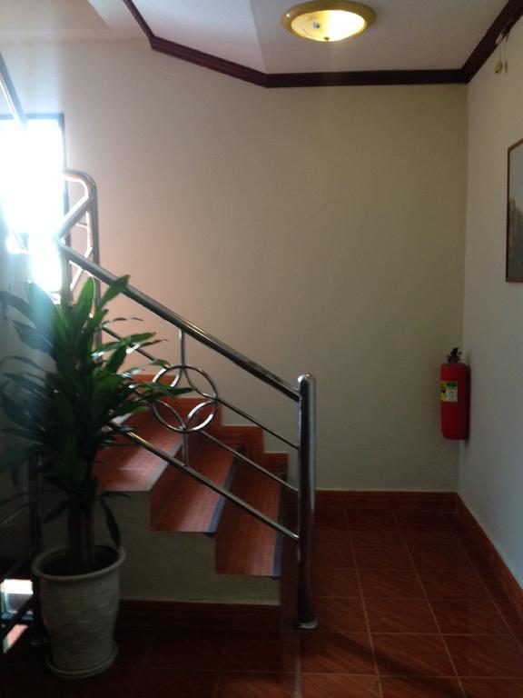 La Gondola Guesthouse Vientiane Exterior photo